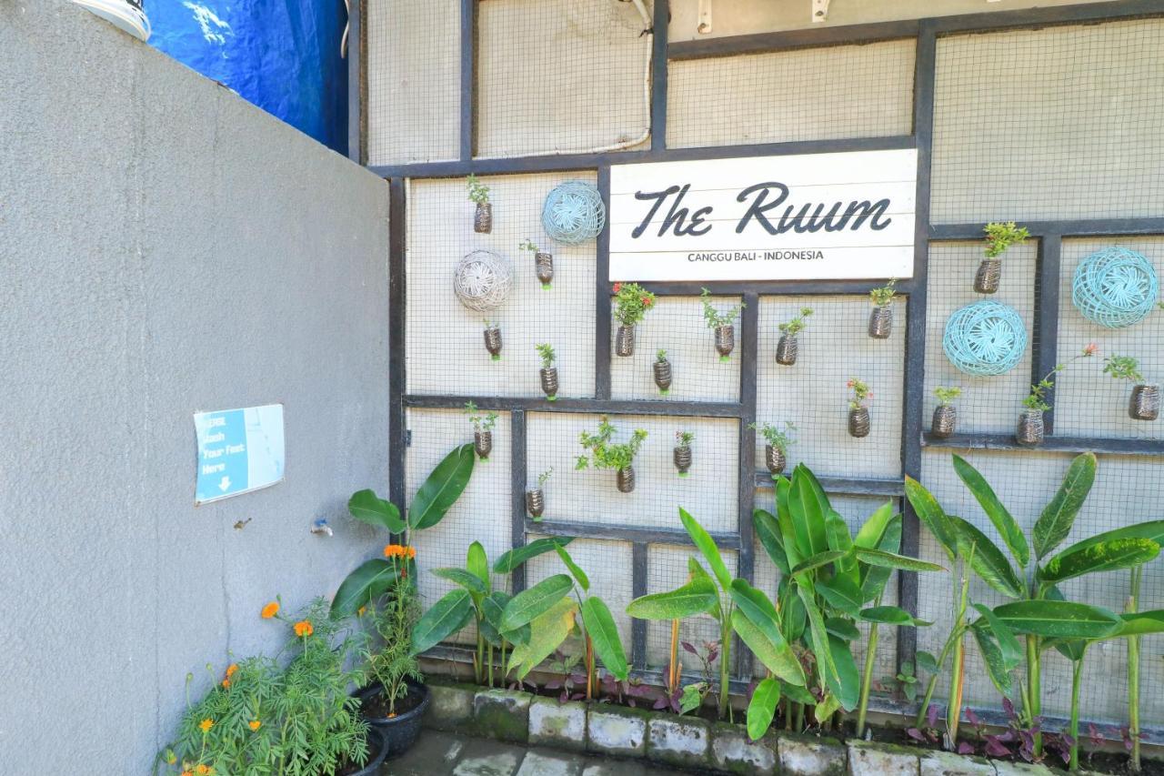 The Ruum Hostel Canggu Exterior foto